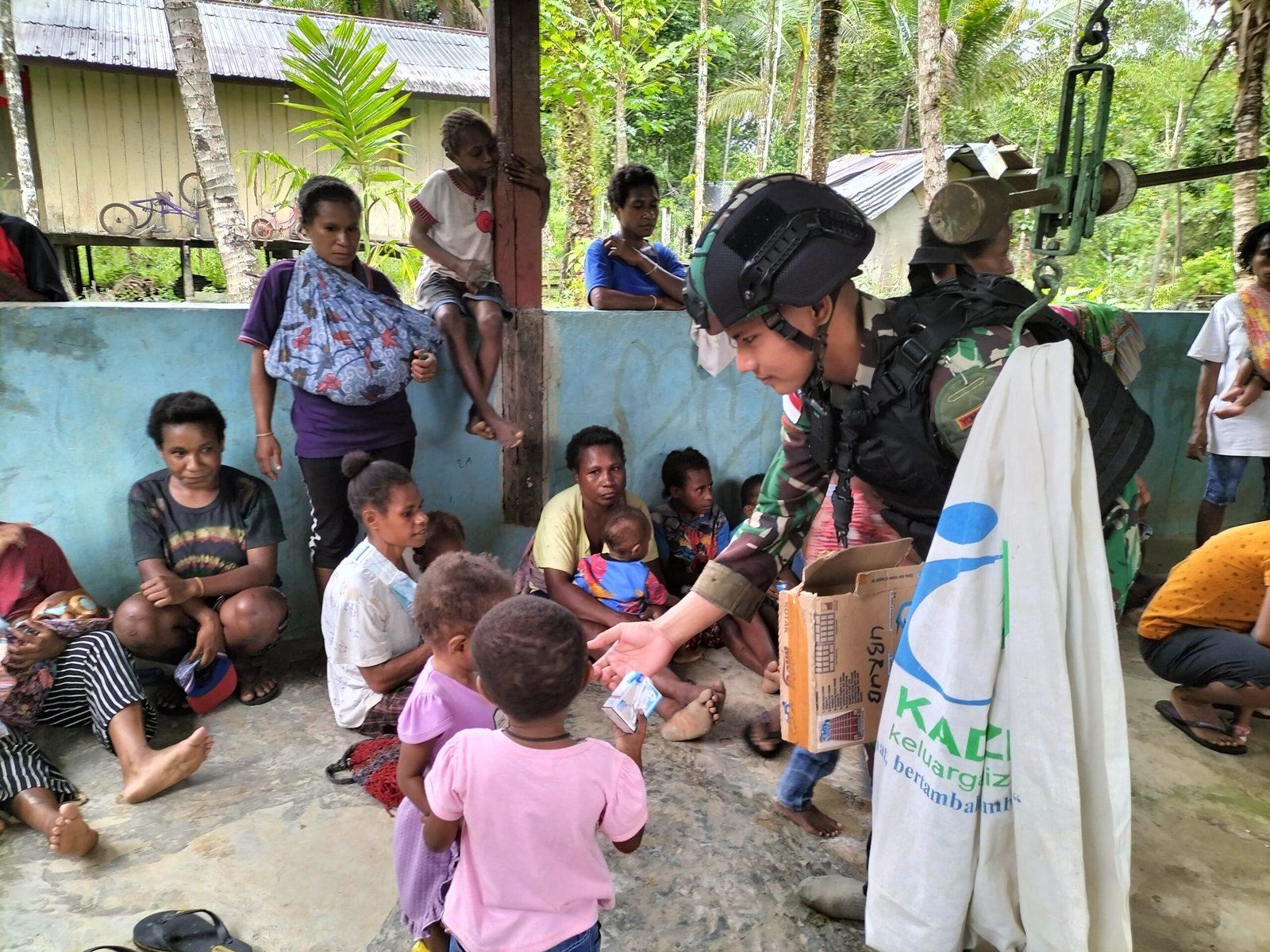 Berikan Kemudahan Masyarakat Peroleh Pelayanan Kesehatan, Satgas Yonif 310/KK Gelar Posyandu 6 WhatsApp Image 2024 05 17 at 22.35.44 scaled