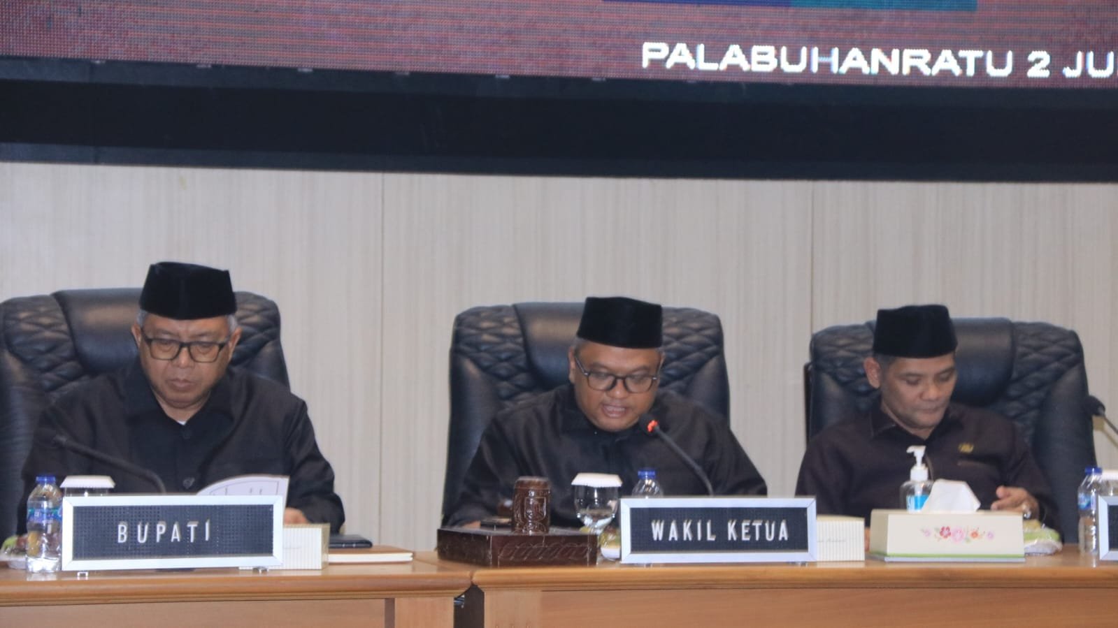 BUPATI SUKABUMI SAMPAIKAN PENDAPAT AKHIR RAPERDA TENTANG PERTANGGUNGJAWABAN PELAKSANAAN APBD T.A 2023 6 449601037 860159156145924 3257862706421667564 n