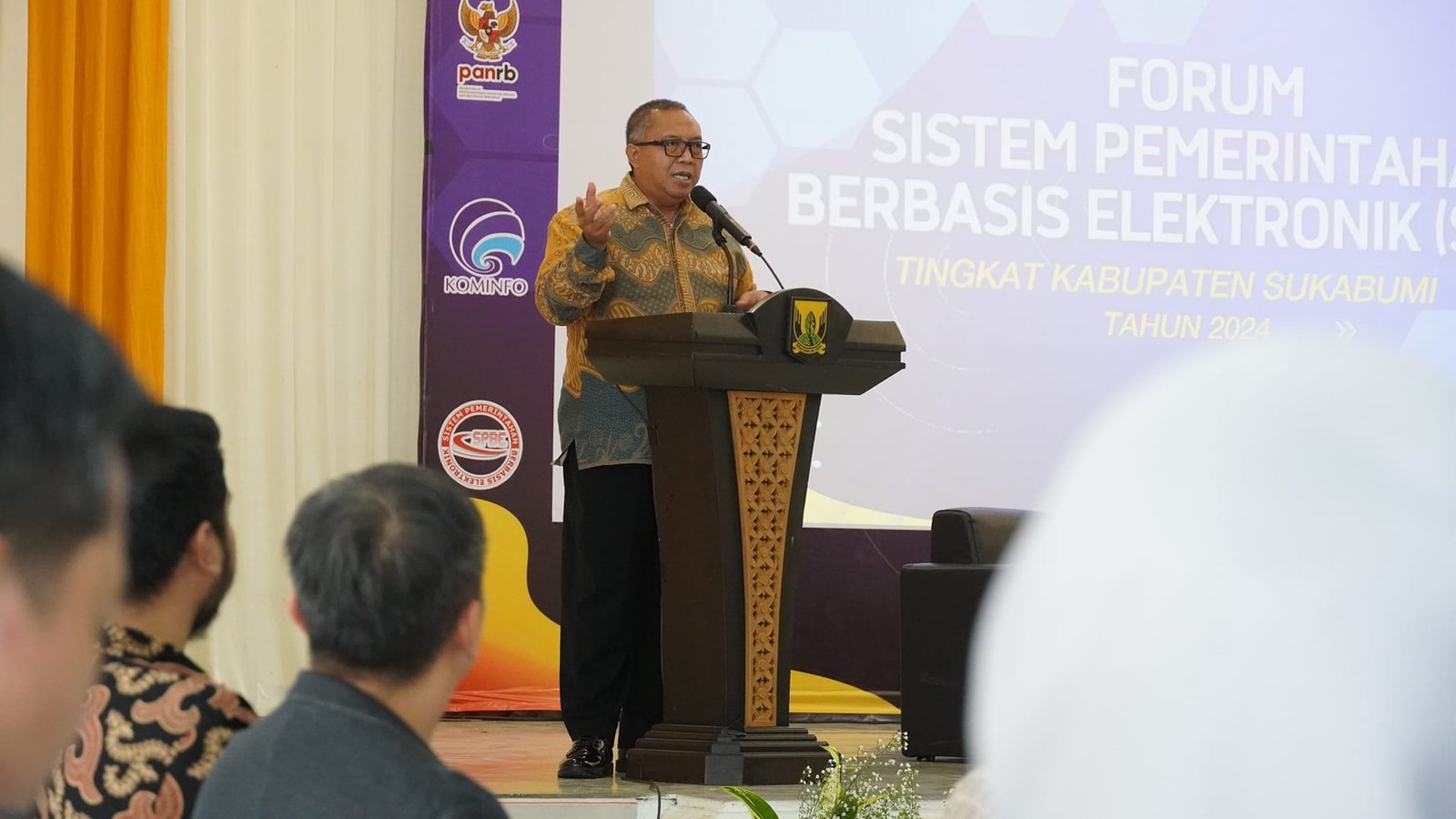 BUPATI SUKABUMI MINTA SPBE SEGERA DIREALISASIKAN SECARA TERINTEGRASI 3 450619196 866411908853982 229587059281086737 n