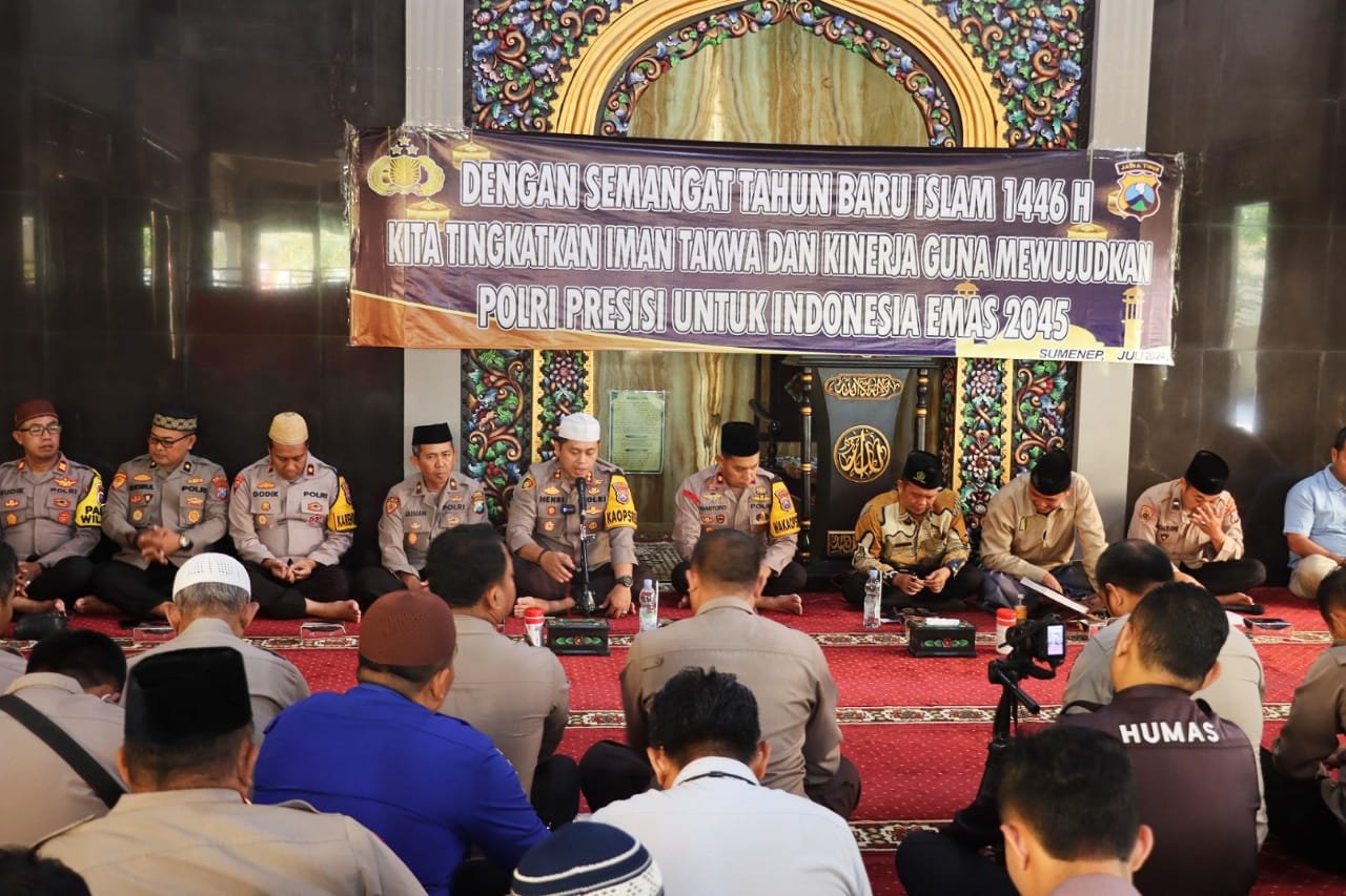 Melalui Peringatan Tahun Baru Islam 1446 H Kapolres Sumenep Ingatkan Personil Untuk Tingkatan Iman Dan Takwa 1 WhatsApp Image 2024 07 18 at 11.00.52