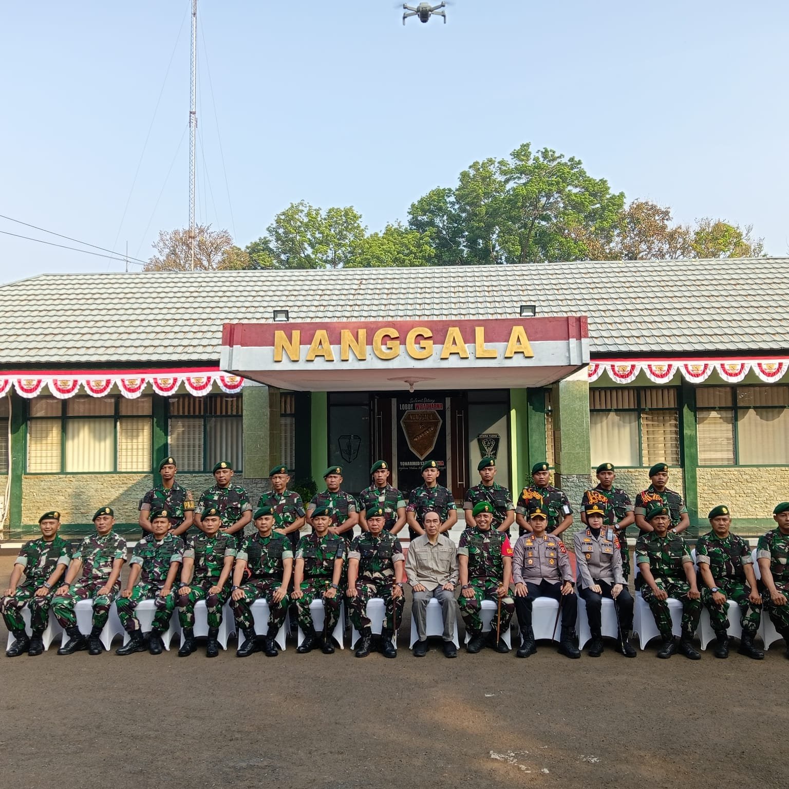 KUNJUNGAN KERJA PANGDIVIF 1 KOSTRAD DI YONARMED 13, SEKDA SAMPAIKAN APRESIASI PEMKAB SUKABUMI 10 454378372 881691823992657 5369262893641756373 n