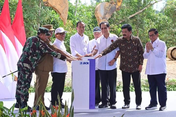 Panglima TNI Dampingi Presiden RI Groundbreaking dan Resmikan Infrastruktur di IKN 7 WhatsApp Image 2024 08 13 at 09.34.51
