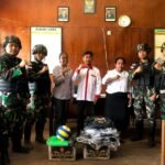 Aktif Berkontribusi Pada Bidang Pendidikan Di Perbatasan, Satgas Yonif 310/KK Berikan Bantuan 3 WhatsApp Image 2024 08 22 at 10.20.58