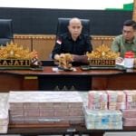 Kejati Lampung Sita Uang Rp 59 Miliar Terkait Dugaan Korupsi PT LEB, Total Terkumpul Rp 61 Miliar Lebih 3 49a9d9a1cf147259afd30b7134fcd7de