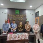 Kejaksaan Tinggi Jawa Barat Umumkan Pengembalian Kerugian Negara dalam Kasus Korupsi Dana Bantuan Pendidikan 3 IMG 20241101 WA0102 300x225 1