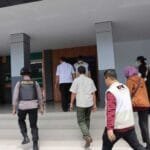 KPK Geledah Kantor Kadisnaker Bengkulu, Terkait Kasus Pemerasan Gubernur Rohidin 2 675008ae513fb