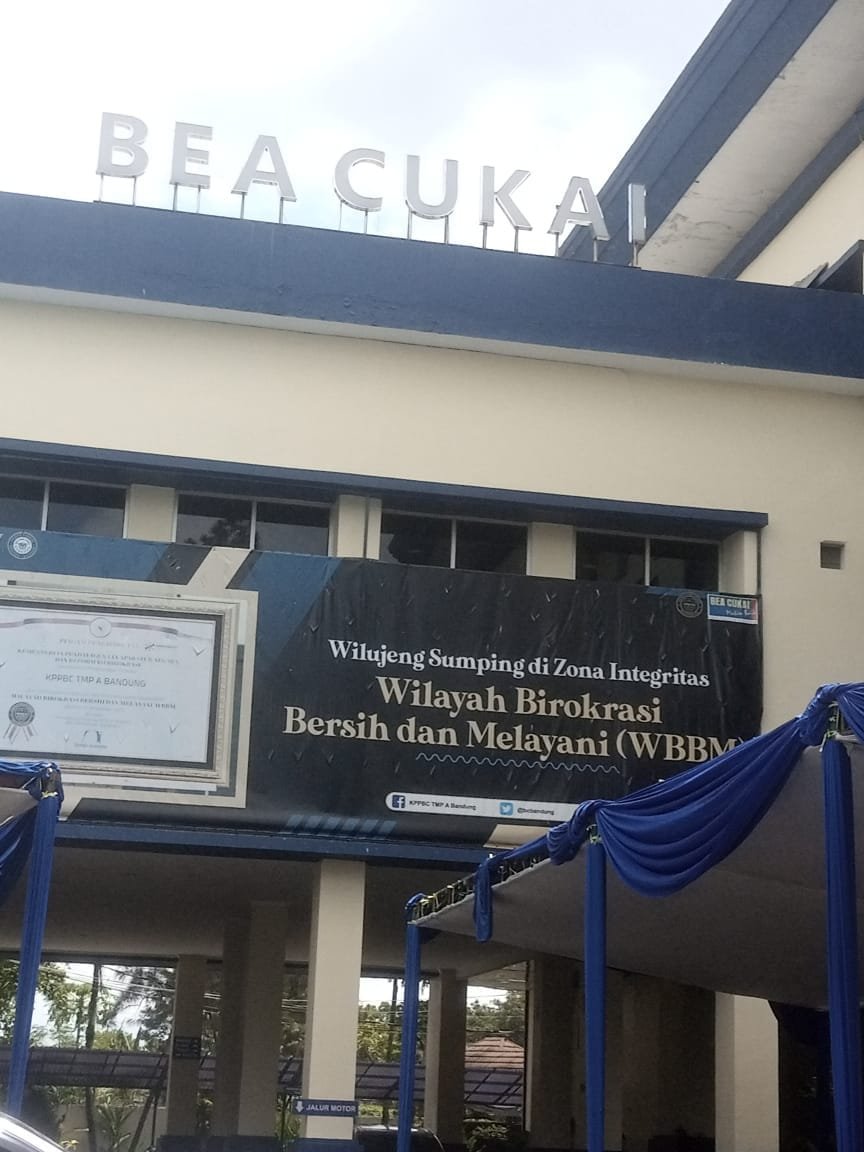 Oknum Bea Cukai Bandung Diduga Bermanuver dalam Penentuan Denda Tersangka Cukai Rokok 1 WhatsApp Image 2024 12 21 at 12.37.50