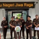 db945bdb 6858 4920 ad8e 81829eab0192