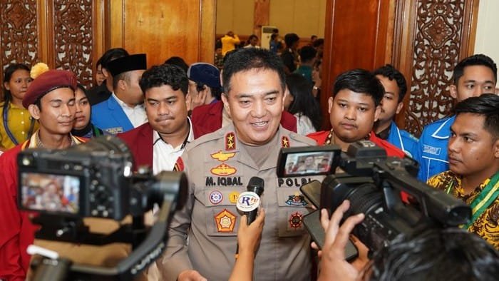 kapolda riau gandeng mahasiswa sukseskan pilkada di riau 1 169