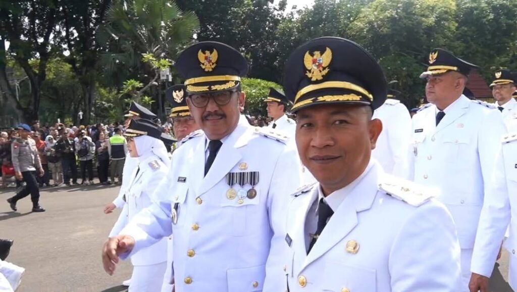 Presiden Prabowo Lantik Asep Japar dan Andreas Sebagai Bupati dan Wakil Bupati Sukabumi 2025-2030 7 FB IMG 1740037082063 1024x578 1