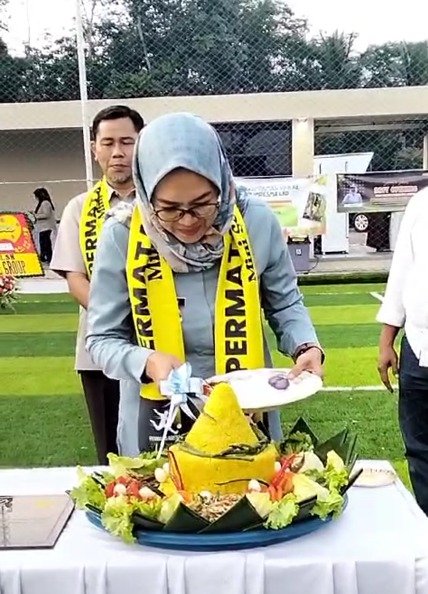 Bumdesma Kecamatan Purabaya Resmikan Lapangan Sepak Bola Mini Permata Arena 4 5d5a0927 9014 4571 8888 c34dfcdf3da6