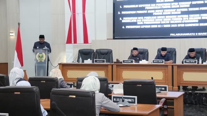 DPRD Kabupaten Sukabumi Gelar Rapat Paripurna, Bupati Asep Japar Soroti Urgensi Produk Hukum Daerah sebagai Instrumen Kebijakan 10 FB IMG 1741255005157