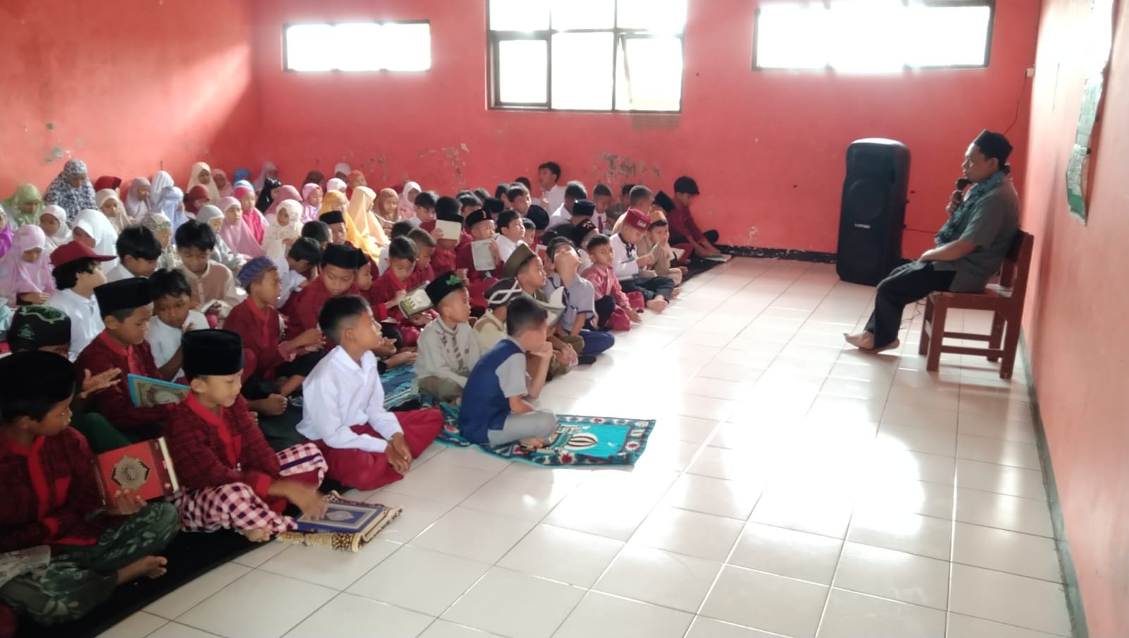 SD Negeri 2 Purabaya Gelar Pesantren Kilat “KARAMAH” Selama 10 Harisz 3 WhatsApp Image 2025 03 10 at 23.41.38
