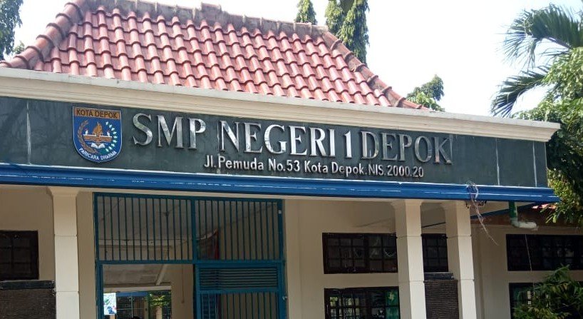 Pengelolaan Dana BOS SMPN 1 Kota Depok Dipertanyakan: Audit dan Penegakan Hukum Mendesak! 8 WhatsApp Image 2025 03 20 at 13.07.24
