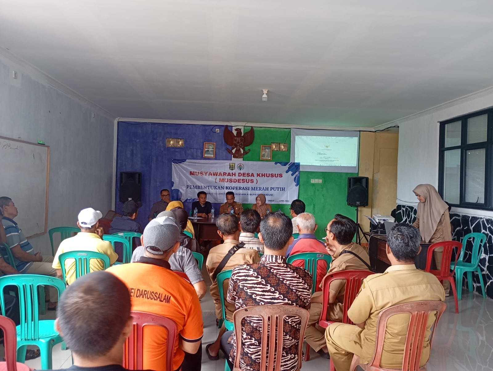 Musdesus Pembentukan Koperasi Merah Putih Desa Ubrug Kecamatan Warungkiara Kabupaten Sukabumi 1 WhatsApp Image 2025 04 22 at 12.27.15 63a3430f