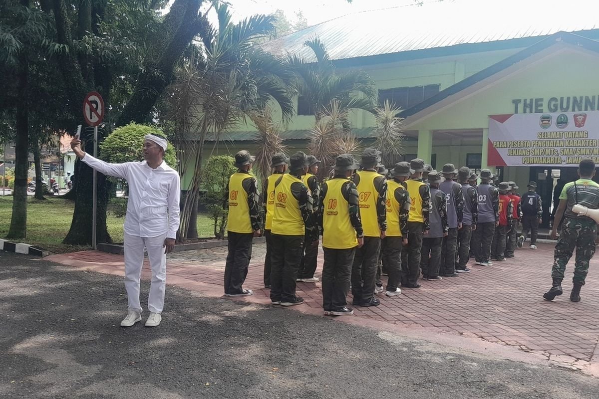 Dedi Mulyadi Perluas Program Pendidikan Militer: Kini Sasar Warga Dewasa dan "Orang Gemulai" 1 6815a5503b132