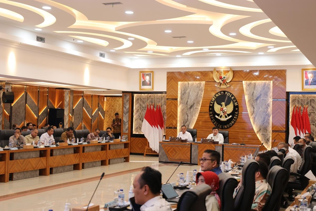 Satgas Premanisme Resmi Dibentuk, Pemerintah Ajak Masyarakat Aktif Laporkan Intimidasi dan Pungli 1 681a0ebe39ada