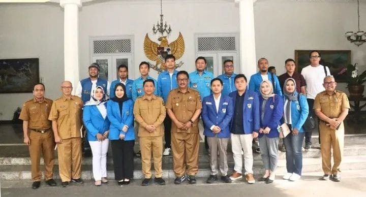 Bupati Sukabumi Terima Audiensi Pengurus KNPI, Bahas Musda XVI yang Akan Digelar Mei 2025 9 IMG 20250505 WA0216