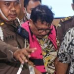 Diduga Ada Upaya Lindungi 'Raja Gula', Koalisi Desak KPK Ambil Alih Kasus Suap Sugar Group Company ke Zarof Ricar 3 Kejagung tangkap mantan pejabat MA 251024 Ada 2 501f68d9df