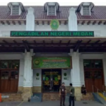 Terbukti Terima Uang dari Pihak Berperkara, Hakim Ad Hoc PHI PN Medan Dipecat Tidak Hormat 2 Screenshot 2025 05 08 105342