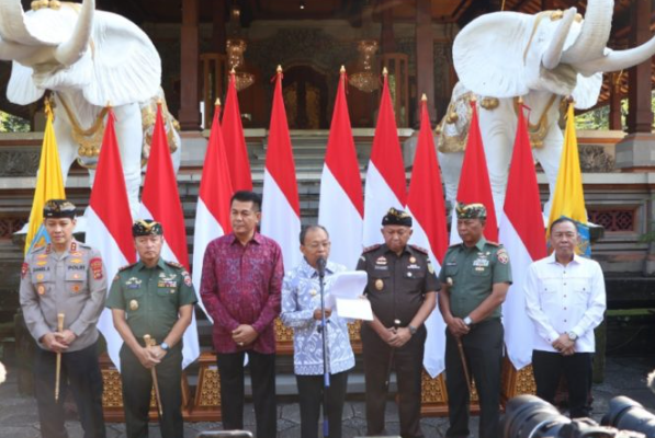 Gubernur Bali Wayan Koster Tegas Tolak GRIB Jaya Beroperasi di Pulau Dewata 7 Screenshot 2025 05 12 171132