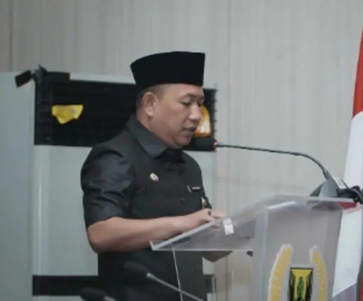 Wabup Andreas di Rapat Paripurna DPRD Kabupaten Sukabumi ke 20