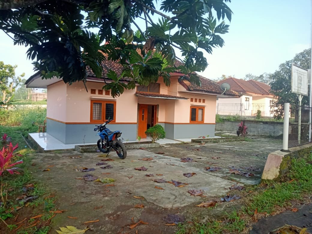 UPTD DPPKB Purabaya Tanggapi Sorotan Soal Dana Perawatan Kantor 1 WhatsApp Image 2025 05 08 at 07.23.52 a5415032