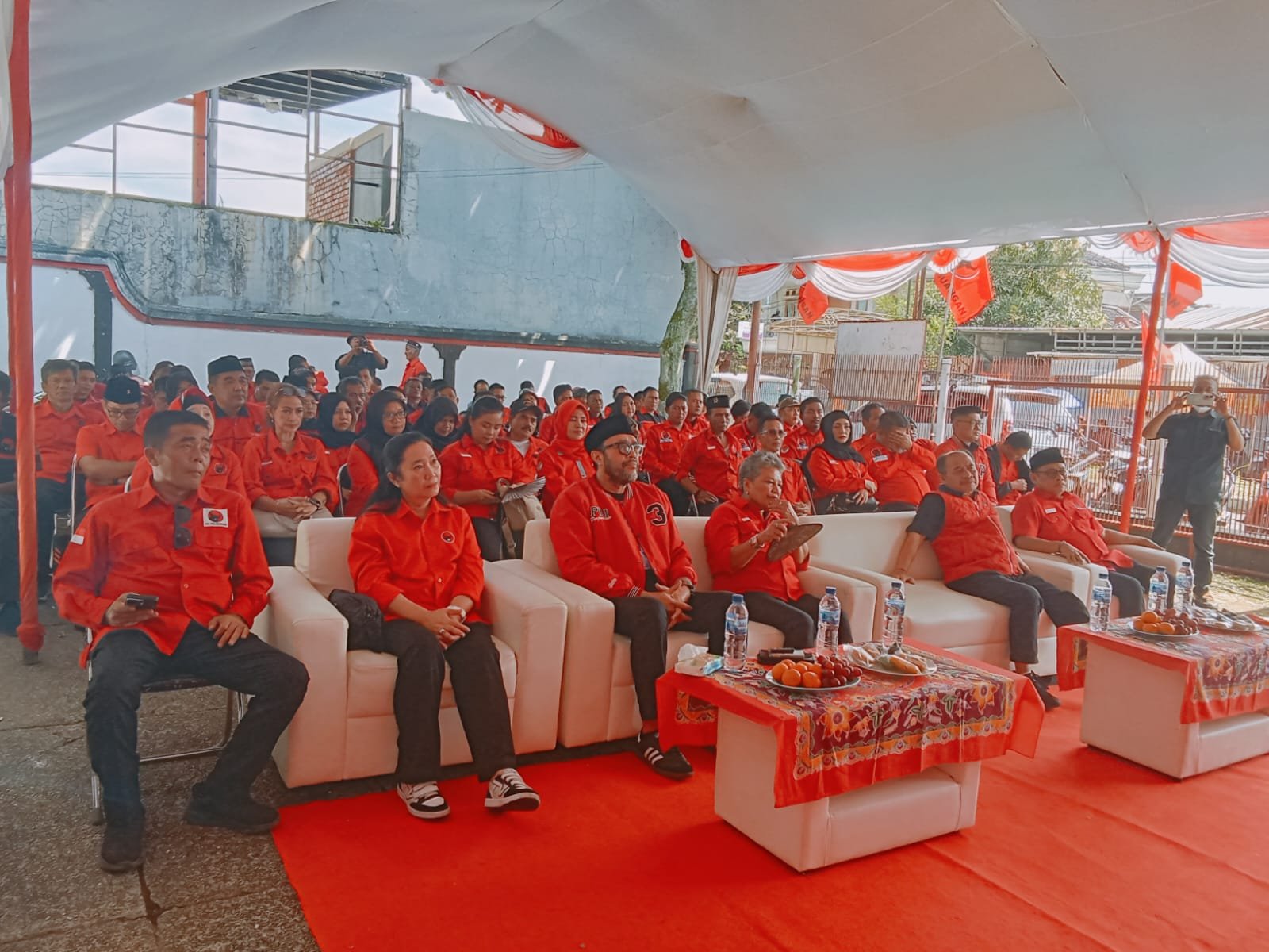 Konsolidasi Internal DPC PDI Perjuangan Kota Sukabumi Teguhkan Soliditas dan Dukung Megawati Kembali Pimpin Partai 5 WhatsApp Image 2025 05 10 at 22.33.33 290f2759