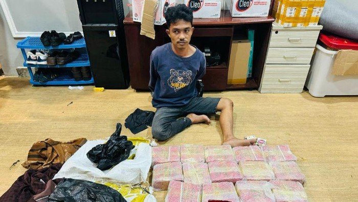 Kejar-kejaran di Tengah Malam! Bareskrim Tangkap Pengedar 18 Bungkus Sabu di Aceh Timur 1 bareskrim ungkap peredaran narkoba dari malaysia di aceh 1746328611012 169