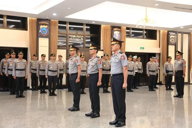 kapolri pimpin upacara kenaikan pangkat 13 perwira tinggi berikut namanamanya tea