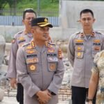 polres metro bekasi sumbang 100 sak semen untuk pembangunan gereja paroki ibu teresa lippo cikarang dokistimewa 1746638362554 169