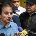 roy suryo diperiksa terkait kasus tudingan ijazah palsu jokowi 1747296660878 169