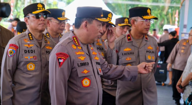 Jelang Panen Raya Jagung, Kapolri Jenderal Listyo Sigit Prabowo Tinjau Langsung Lokasi Strategis di Kalimantan Barat 2 Screenshot 2025 06 05 090123