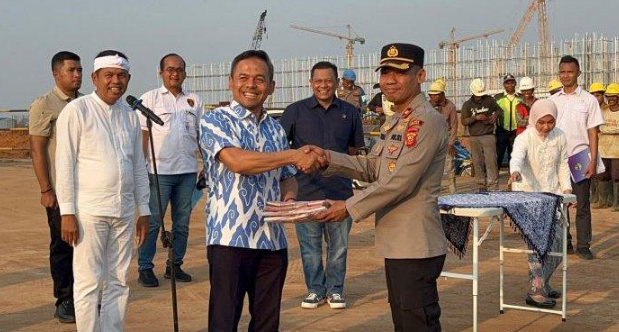 Polres Subang Gagalkan Pembobolan ATM dan Kembalikan Rp203 Juta ke bank bjb, Dapat Apresiasi Langsung dari Gubernur Jabar 1 Screenshot 2025 06 05 093141