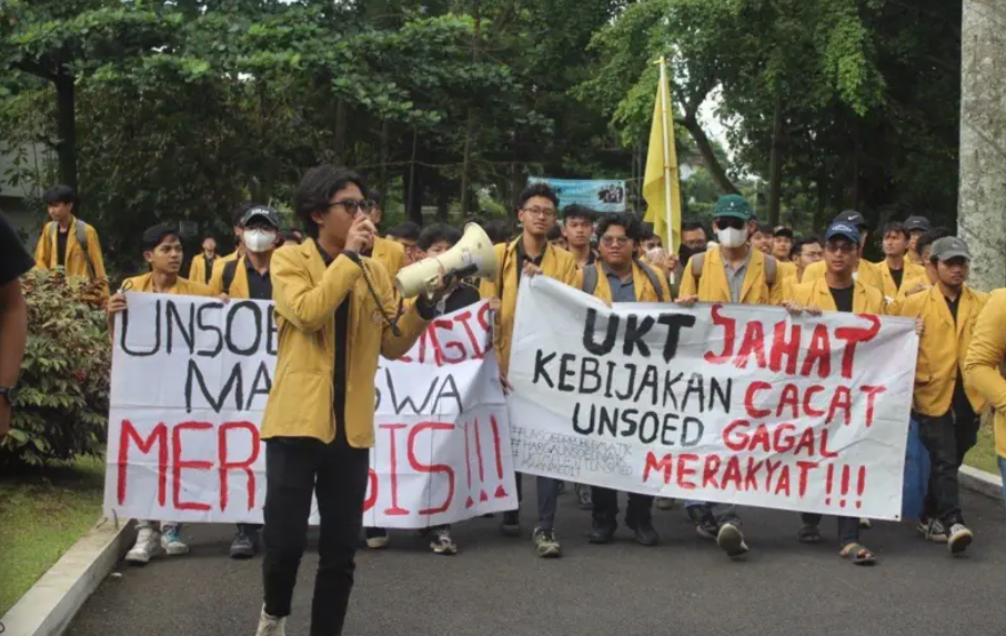 Calon Mahasiswa Baru Keluhkan UKT Tinggi: “Kalau Nilai UKT Besar, Saya Lepas Kuliah” 8 Screenshot 2025 06 19 084632