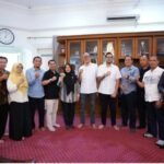 Wali Kota Sukabumi Tegaskan Penguatan BUMD dan Etika Kerja Kunci Menuju Kemandirian Daerah 2 WhatsApp Image 2025 06 08 at 15.46.49 555c29ac