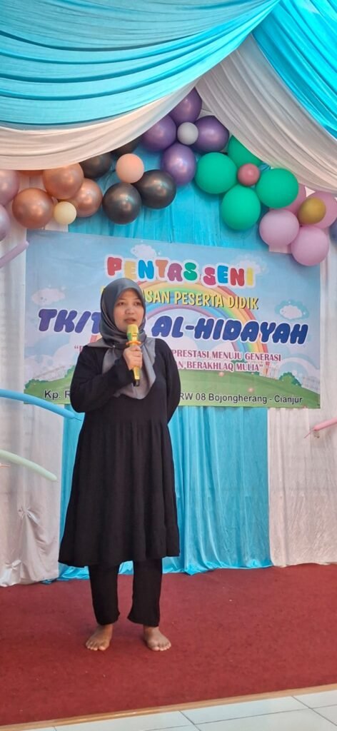 Kreasi Seni Akhir Tahun TK-TPQ Al-Hidayah Cianjur: Sederhana, Meriah, dan Sarat Makna 5 WhatsApp Image 2025 06 28 at 10.10.30 37b9b97a