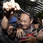 Baru Bebas, Eks Sekretaris MA Nurhadi Kembali Ditangkap KPK Terkait Kasus TPPU 2 123c33e9 5654 4c5a 9d17 7cb24eaedd51 169