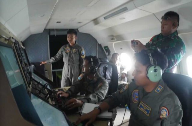 Koarmada II Kerahkan Kekuatan Penuh dalam Misi Penyelamatan KMP Tunu Pratama Jaya yang Tenggelam di Selat Bali 10 Screenshot 2025 07 04 094751