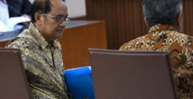 Dua Mantan Pejabat Tinggi BP Migas Dituntut 12 Tahun Penjara dalam Kasus Kondensat 1 Screenshot 2025 07 05 105616