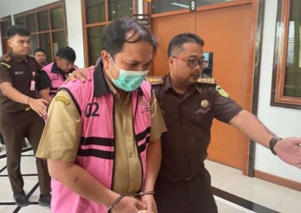 Kejari Kabupaten Bandung Tetapkan Tiga Tersangka Korupsi Pengadaan Mobil Caravan Dinkes KBB, Kerugian Negara Capai Rp3 Miliar 1 Screenshot 20250717 171651 Chrome