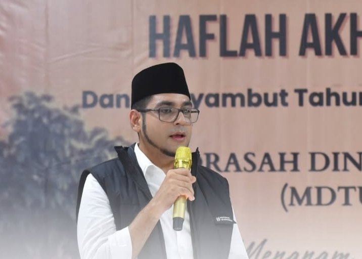 Wakil Wali Kota Sukabumi Hadiri Kenaikan Kelas MDTA Al-Ikhlas Pendidikan Diniyah sebagai Fondasi Generasi Berakhlak 10 WhatsApp Image 2025 07 06 at 21.46.36 e5ec818e