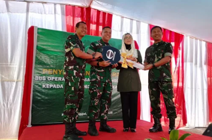 Kodim 0622/Kabupaten Sukabumi Terima Bantuan Bus Operasional dari Panglima TNI: Wujud Sinergi TNI dan Legislatif untuk Kesejahteraan Prajurit 3 Screenshot 2025 08 05 214259