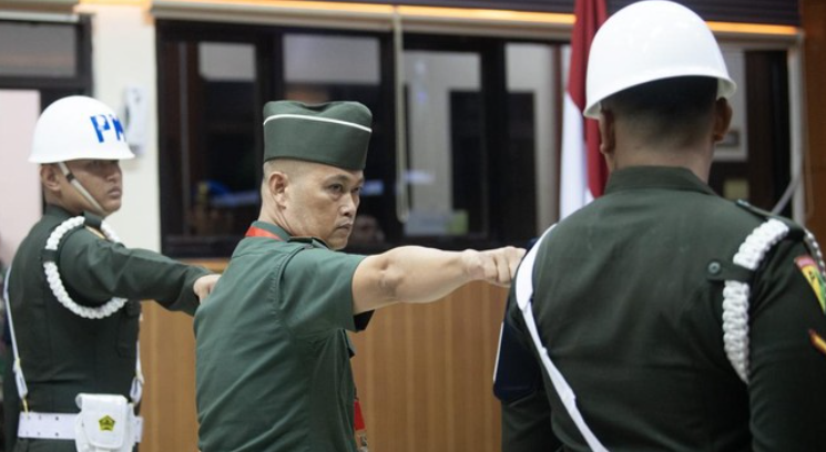 Vonis Berat untuk Peltu Lubis: 3,5 Tahun Penjara dan Dipecat dari Militer Terkait Kasus Judi Sabung Ayam Berdarah di Lampung 9 Screenshot 2025 08 11 180350