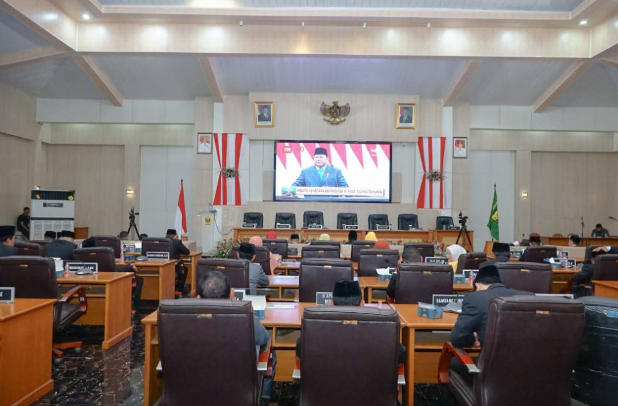 Pemkab dan DPRD Sukabumi Saksikan Pidato Kenegaraan Presiden Prabowo pada Peringatan HUT ke-80 RI 1 Screenshot 2025 08 16 114411