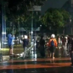 Massa Ojol Kepung Mako Brimob Kwitang Usai Rekannya Tewas Dilindas Rantis, Kapolri dan Kapolda Metro Minta Maaf 2 Screenshot 2025 08 29 073955