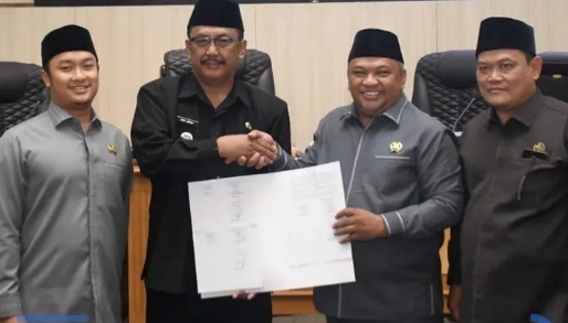 DPRD dan Pemkab Sukabumi Sepakati KUA-PPAS 2026, Bupati Asep Japar Demi Pembangunan dan Kesejahteraan Masyarakat 5 Screenshot 2025 08 30 091836