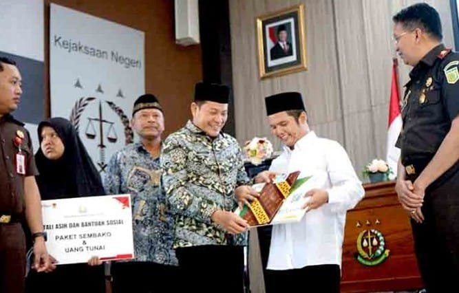 Restorative Justice Diterapkan, Pemuda Sidoarjo yang Jual Motor Bos untuk Bayar Kos Tak Dipidana 1 WhatsApp Image 2025 08 01 at 15.34.01 bef0f436