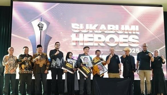 Wakil Wali Kota Hadiri “Sukabumi Heroes”, Apresiasi Tiga Sosok Inspiratif yang Menggetarkan Hati 1 WhatsApp Image 2025 08 10 at 13.54.54 604018b8