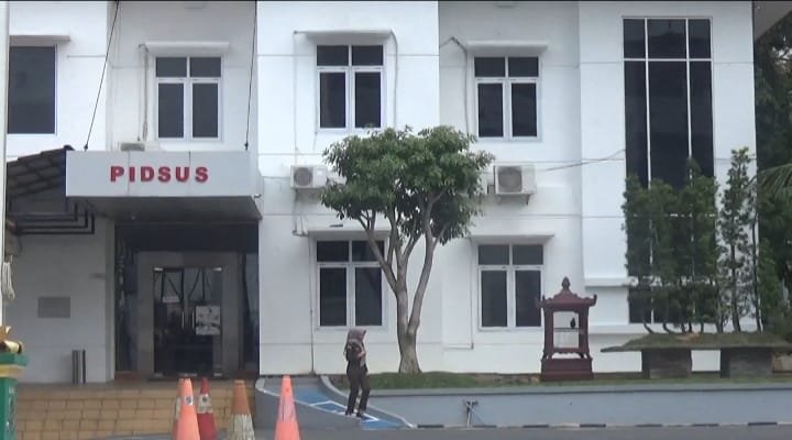 10116c742f54ec425c85571a249135b1